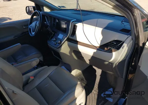 2015 Toyota Sienna Xle 8 Passenger from USA, damaged, VIN 5TDYK3DC2FS662008